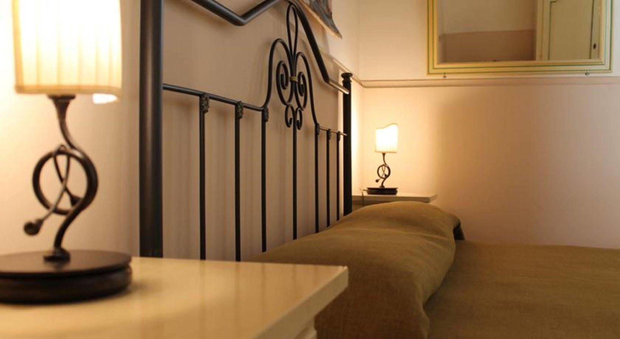 Villa Teresa Modica Luaran gambar
