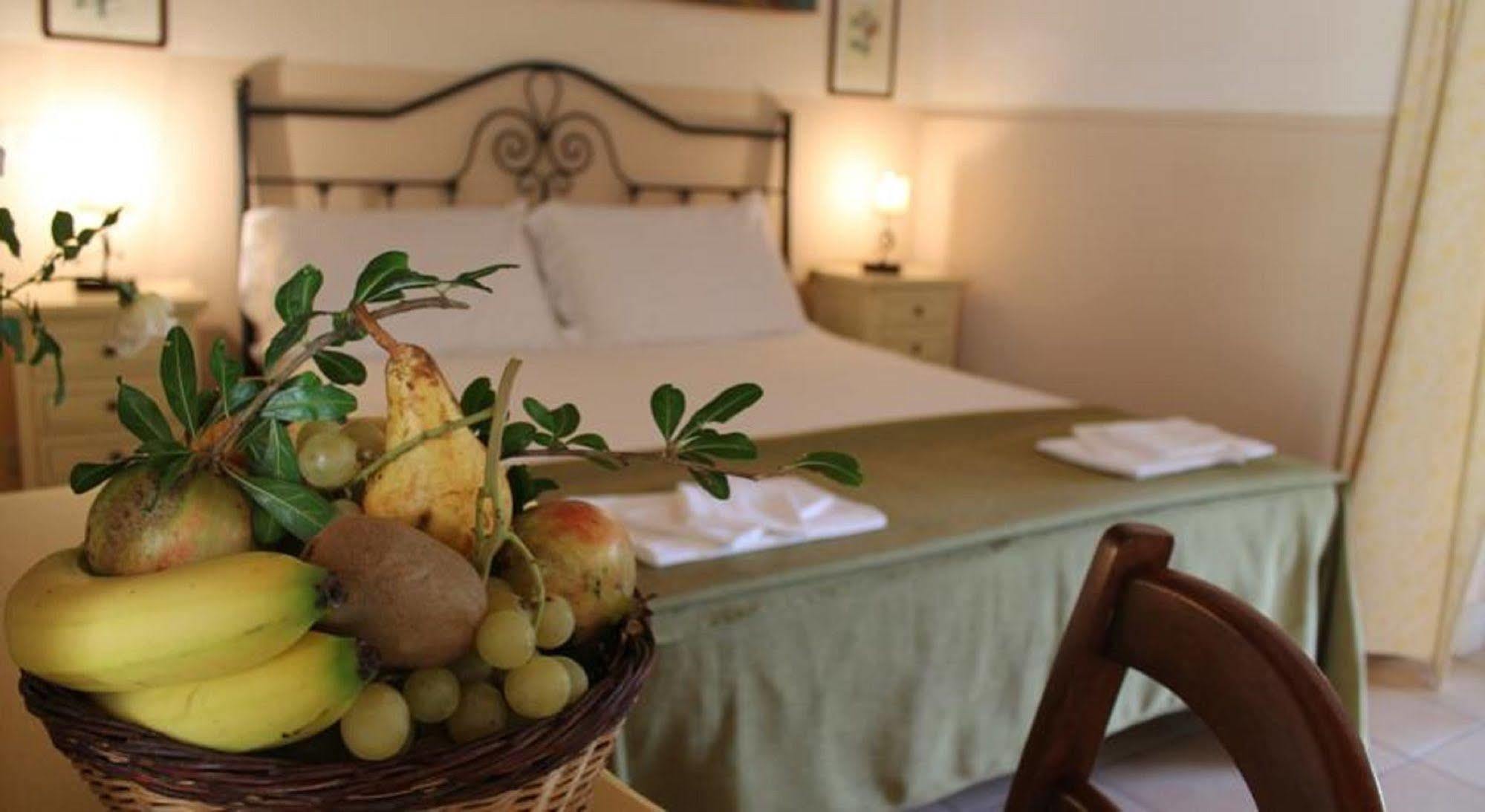 Villa Teresa Modica Luaran gambar